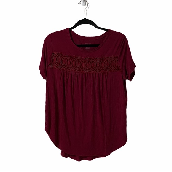 George Burgundy Crocheted Details T-Shirt | Large - Picture 1 of 5